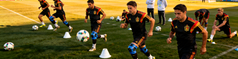 世界杯球员训练备战场景